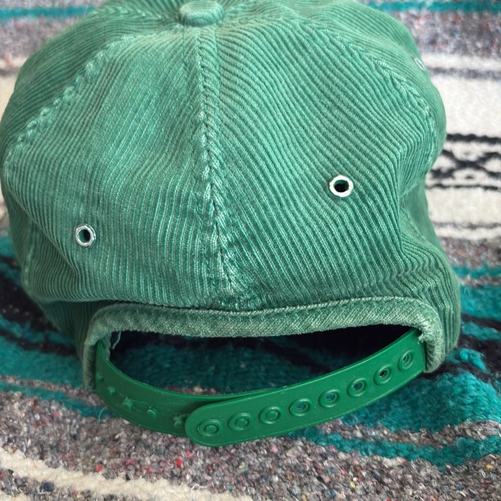 Vintage corduroy hat - Picture 6 of 9
